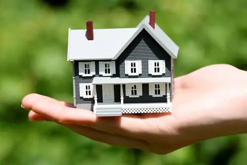 differences between personal property and real property